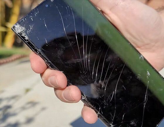 The Galaxy S22 Ultra isnt nearly as durable as the 560x435